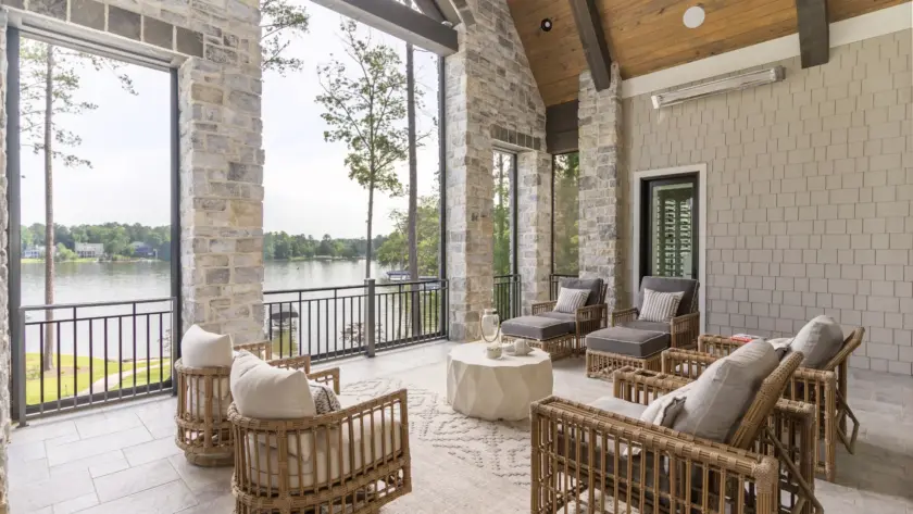 Image of Stunning Exterior View of House - Custom Home Builder | Southern Luxury Homes